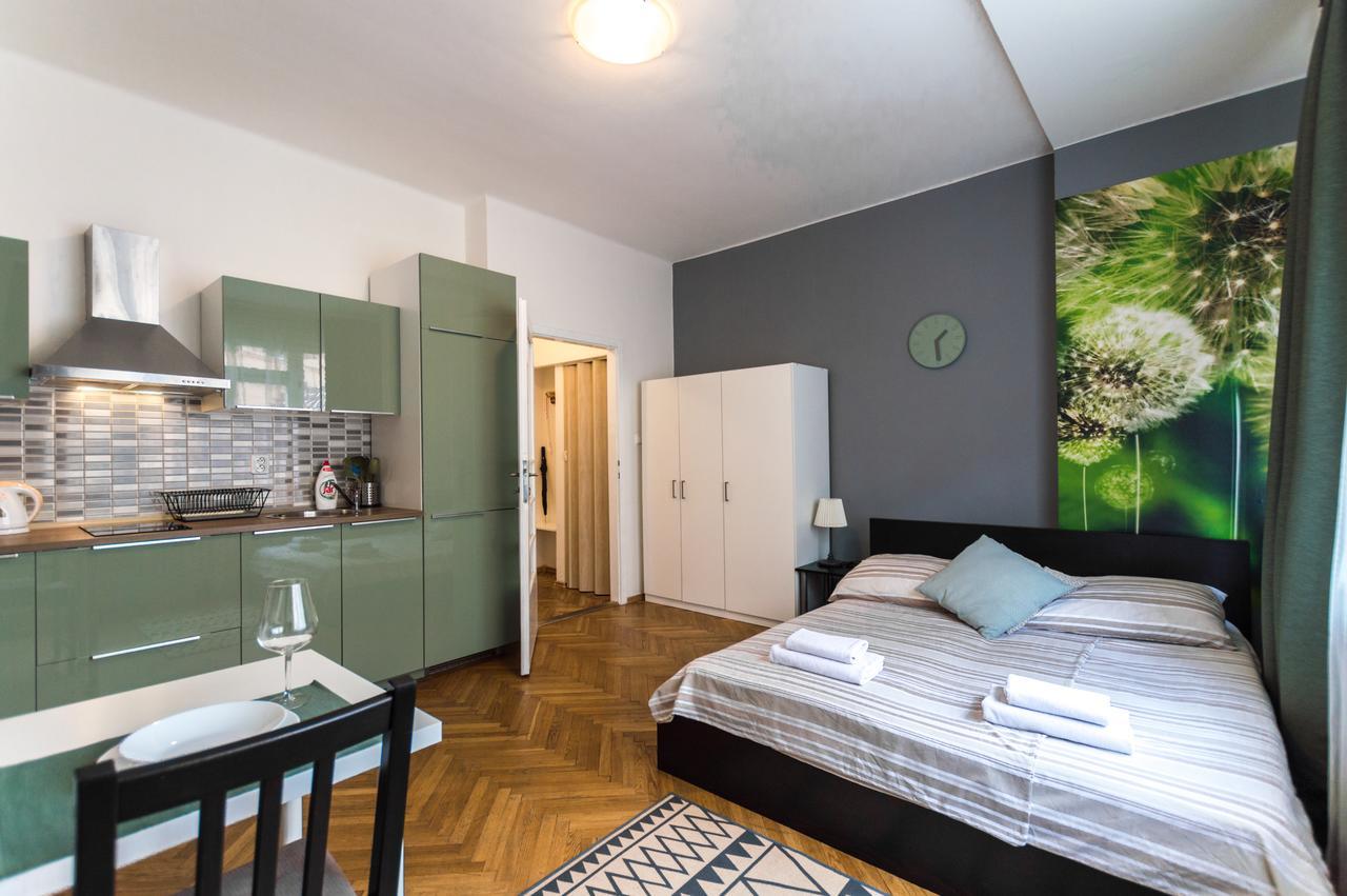 Prague Apartments Экстерьер фото